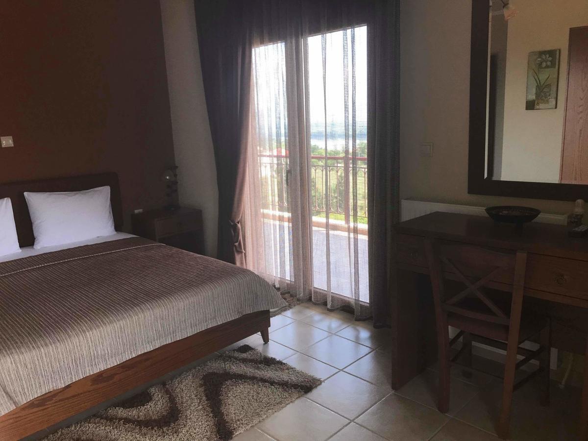 Guesthouse Alkioni Lithótopos Екстериор снимка